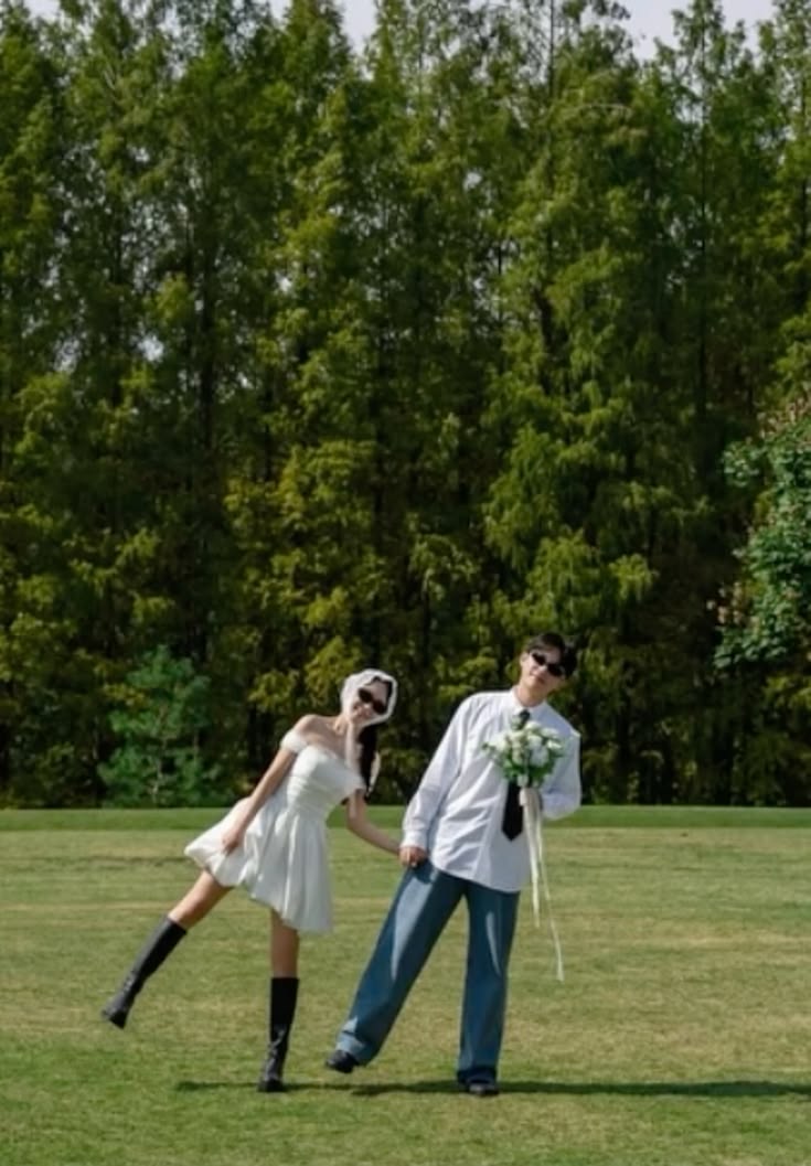 Laras & Bima — 14
